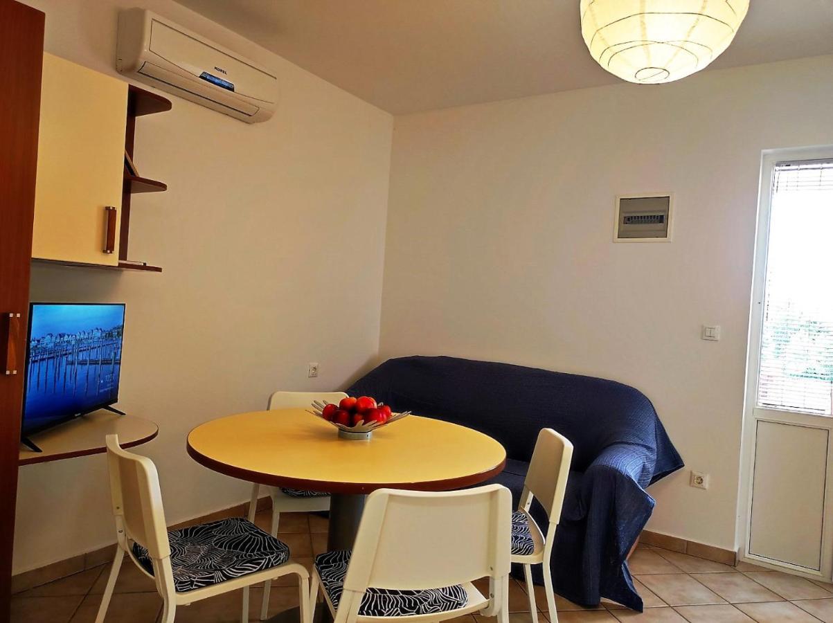 Apartment Rose Krk Town Extérieur photo