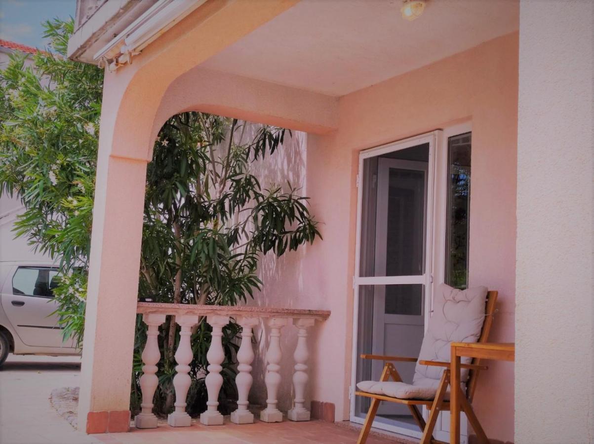 Apartment Rose Krk Town Extérieur photo